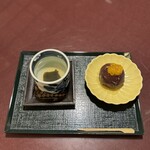 鉢の木 - こぶ茶（菓子付き）