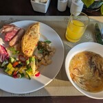 ALLEGRO HOI AN A LITTLE LUXURY HOTEL ＆ SPA - 料理写真: