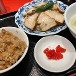 Bifun Tonso Ku Haya Chan - 焼豚ビーフン定食