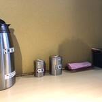 そばの神田東一屋 - コンディメンツ。