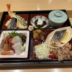 Sushi Tsukiji Nihonkai - 松花堂弁当