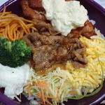 ほっかほっか亭 - 料理写真:進撃の巨人弁当