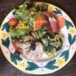 Pittsuriadagurantsu - お野菜たっぷりサラダと前菜の盛り合わせ