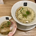 中華そば 高野 - 豚つけ蕎麦　　　　　　　　　　　　　　　　　　　　　　　　開店6周年おめでとうございます