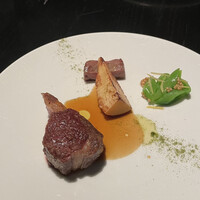 ラ・ボンヌターブル - 