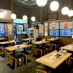 Nikomi Horumon Gushi Terubo-Zu - 店内は一瞬で満席に〜！！