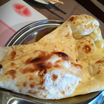 インド・ネパール料理 スナオール - Cランチ￥950　追加のプレーンナン