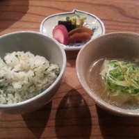 魚菜料理 縄屋 - ・ご飯と汁物と漬け物