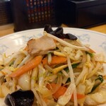 ぎょうざの満洲 - 8種類の具材 野菜炒め