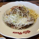 Jolly Pasta - ベーコンと牛肉のペペロンチーノ