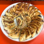 新ちゃん - ぎょうざ４人前