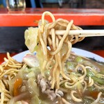 新ちゃん - かたい焼そば　麺リフト