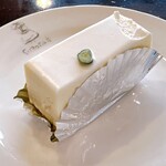 西洋菓子 しろたえ - レアチーズケーキ