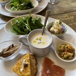 スパニッシュバル＆カフェ ニュートラル - 