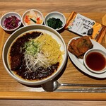 VEGEGO - ジャージャー麺　ハーフチヂミ、ナムルセット　1628円