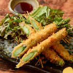 Fried asparagus meat roll