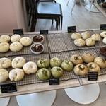 HAVE A NICE DAY PINKY BAGLE - 種類が豊富スギちゃんで、迷い道くねくね屋根(・・?)