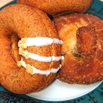 Floresta Ishinomaki R45 Ten - 甜甜圈 花生 红豆甜甜圈