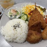 RAN'S CAFE - 