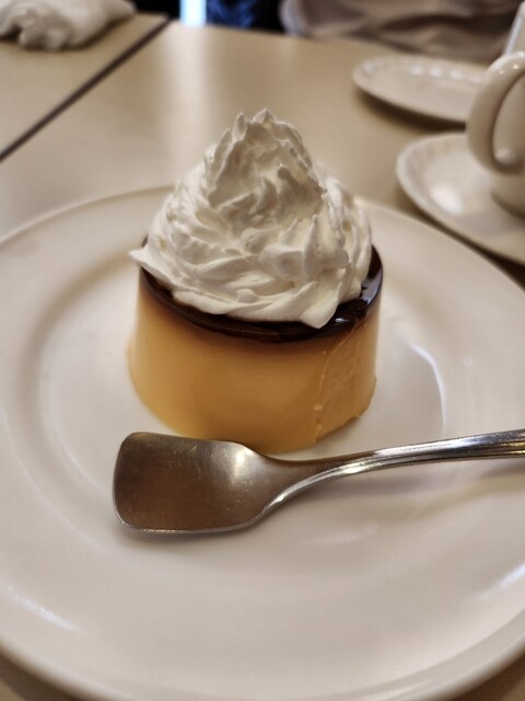 Kissa Shitsu Renoir Shibuya Minamiguchi Ten photo 5