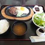 Sakura Tei - 馬肉ハンバーグ定食