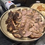 赤坂韓国料理・焼肉 兄夫食堂 - 