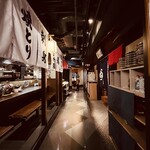 蔵之助 - 裏通りを思わせる店内