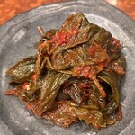 焼肉 スタミナ苑 - エゴマの葉の醤油漬け