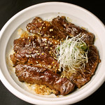 ハラミ丼