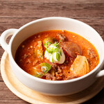 Shorthorn beef shabu shabu and vegetable borsch cooked in a Dutch oven