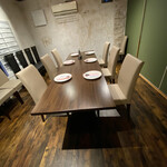 かみかみya - 12名様まで入れる個室も完備