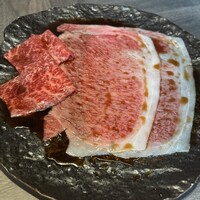 近江うし焼肉 にくTATSU 日本橋室町店 - 