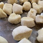 かみかみya - 自家製のニョッキも自動販売機で販売中