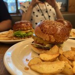 THE GREAT BURGER - 