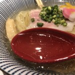 鯛塩そば 灯花 - スープ
