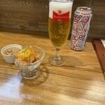 Kitchen On My Plate - キンキンに冷えたビールとサーモンのマリネ美味しい！