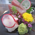 人と木 - 刺身3品盛り