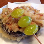 欅苑 - 椎茸の海老詰め揚げ