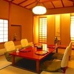 Tsukitei - 足が下ろせる堀炬燵の個室もございます。