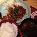 Bekkankarakangetsutammitei - 若鶏の炭火焼定食