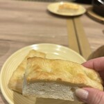 ホッカイドウ チーズ ファクトリー バイ スギモト - フォカッチャ