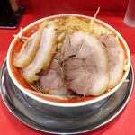 ラーメン タロー 五反田の陣 - 小ラーメン豚入り1,000円（野菜マシ、アブラ、削り節）