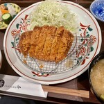 Tonkatsu Ando Yakitori An Yotsuya - 特上ロースかつ (沖縄豚) 定食