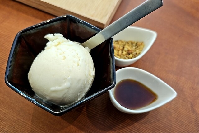 Tofu Hyakkei Akita Shi Bunka Sozo Kan Ten