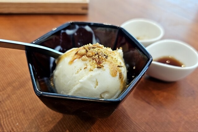 Tofu Hyakkei Akita Shi Bunka Sozo Kan Ten photo 3