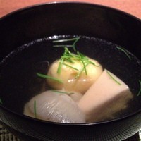 日本料理 海幸 - こちらがスッポンのすまし汁です。ゼラチン質でとっても柔らかでした。味は…あまりなかったです。σ^_^