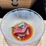 瓢嘻 - ・上造り：初かつおの香味ぽん酢がけ
　　　　　韮とエシャレットの薬味を添えて