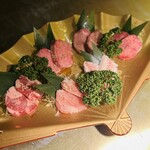 Kokusankuroge Wagyuu Kenkou Bishoku Yakiniku Tomochan - 