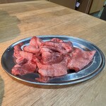 焼肉 八廣 - タン
