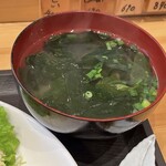 Nonkiya Ajifuku - アジから定食のワカメたっぷりみそ汁